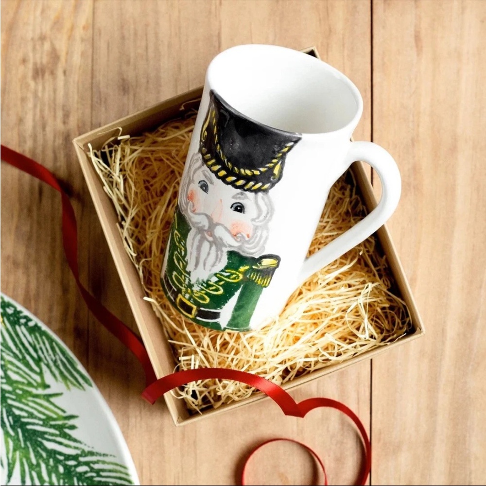 VIETRI Nutcracker Latte Mug - Christmas Soldier Made in Italy